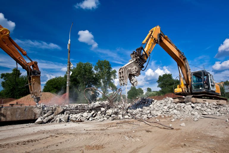 Quais os principais tipos de demolição na construção civil?
